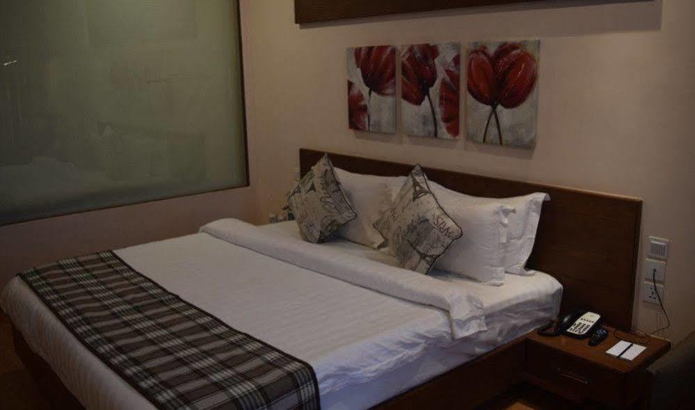 Grand Xenia Hotel Ajmer Luaran gambar